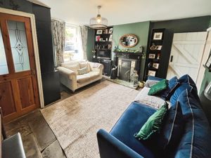 Lounge- click for photo gallery